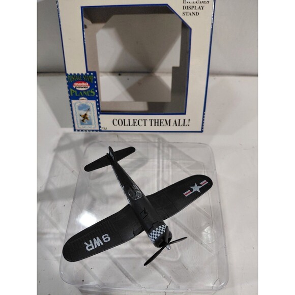Model Power 5356-1 Postage Stamp 1:100 Scale Die Cast F-4U Corsair Airplane - Picture 2 of 13